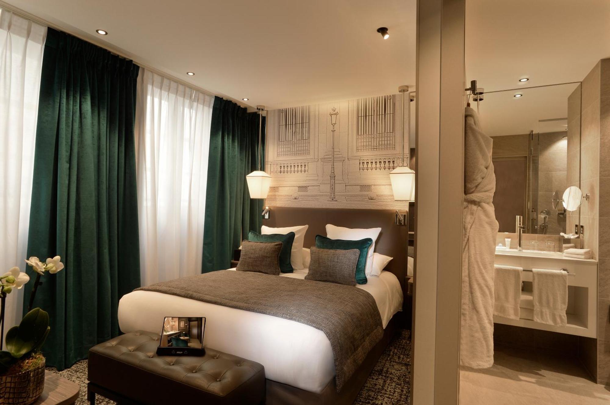 Classic Double Room with Spa Access,1556691421:JPEG